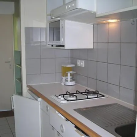 Meuble 4 Pers. Avec Terrasse Et Parking A - Fr-1-825-9 *